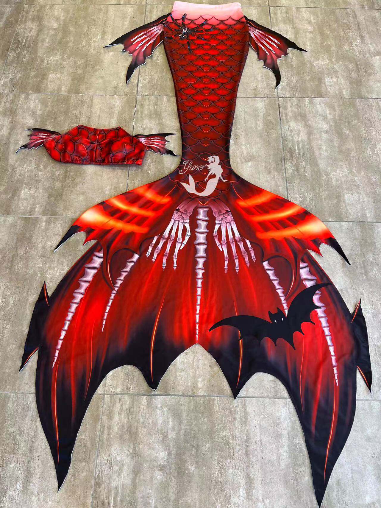 Aquarium & Marine Museum Universiti Malaysia Sabah Kota Kinabalu Sabah - Originele mannelijke en vrouwelijke zeemeerminvissenstaart freediving